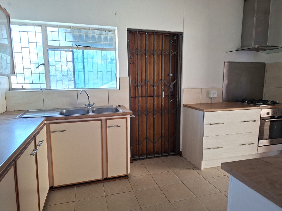 To Let 4 Bedroom Property for Rent in Vanes Estate Eastern Cape